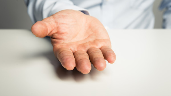 哺乳期能打玻尿酸針嗎 解讀哺乳期使用玻尿酸的安全性