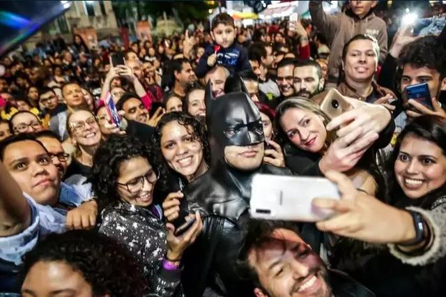 八十歲的蝙蝠俠，是永遠不老的超級英雄（八十歲的蝙蝠俠）(16)