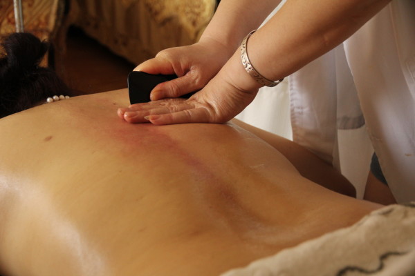 吃多了胃脹后背疼是怎么了呢