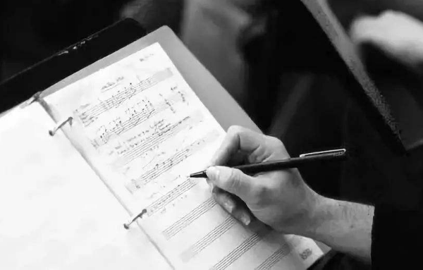 機(jī)器人無法取代的十大職業(yè) 盤點(diǎn)世界上最安全的職業(yè)