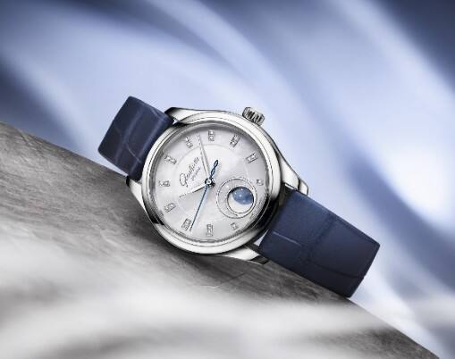 獻(xiàn)禮現(xiàn)代女性 格拉蘇蒂原創(chuàng)推出全新原創(chuàng)時(shí)計(jì)和機(jī)械機(jī)芯