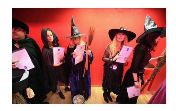 十大輕松又賺錢的職業(yè) 吃吃喝喝就能月入上萬，你羨慕了嗎