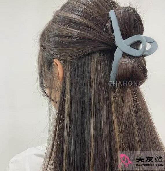 鯊魚(yú)夾怎么扎頭發(fā)好看 最美鯊魚(yú)夾扎發(fā)推薦