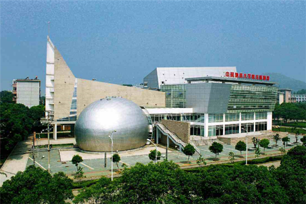 武漢211大學(xué)有哪些？2019武漢211大學(xué)名單排名榜 (7所)