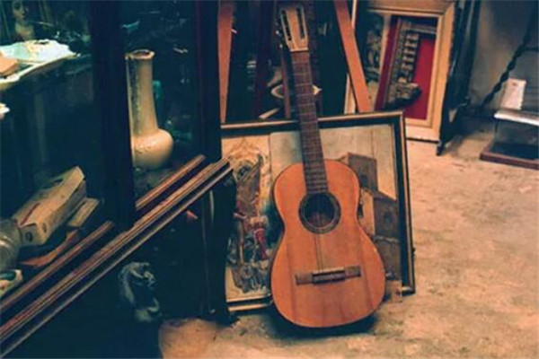 十種不適合學吉他的人 怕手指痛就別學，你適合學嗎