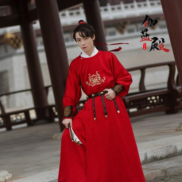 歷史悠久帥氣非常，如此 多變 的圓領(lǐng)袍，你不愛嗎（歷史悠久帥氣非常）(5)