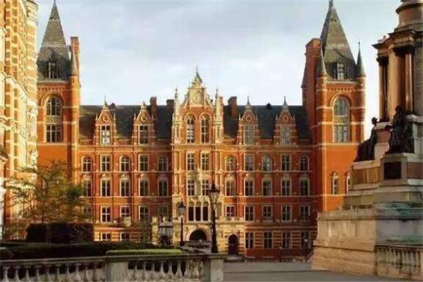 英國有哪些比較好的商學(xué)院？英國商學(xué)院排名