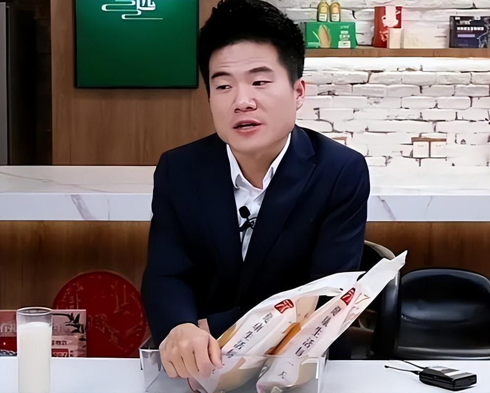 快手網(wǎng)紅排行榜前十名（身價(jià)上億的六位網(wǎng)紅） 6