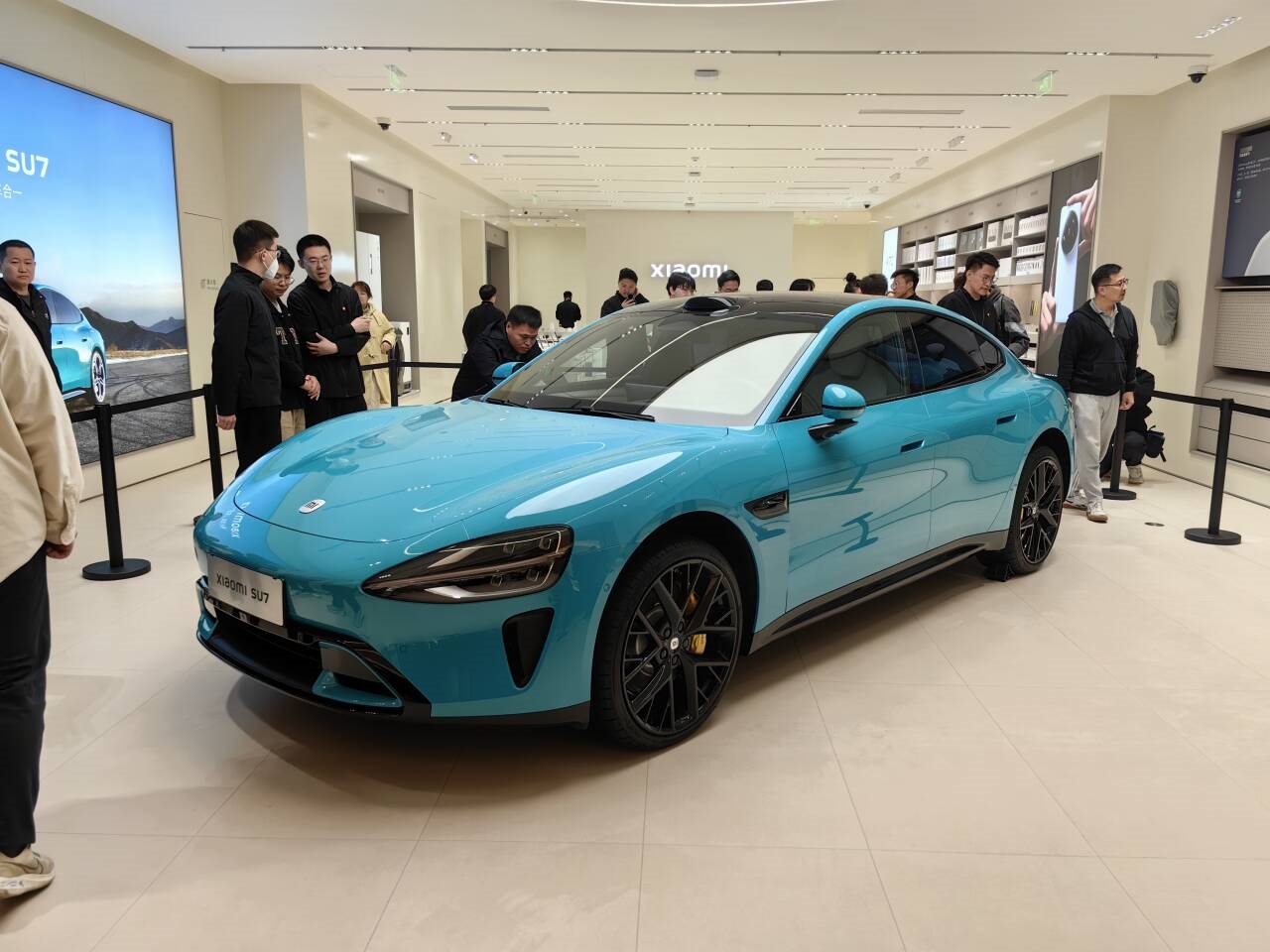 博主稱小米SU7產(chǎn)能將提升：日產(chǎn)拉到400臺(tái)以上 月產(chǎn)1.2萬節(jié)奏