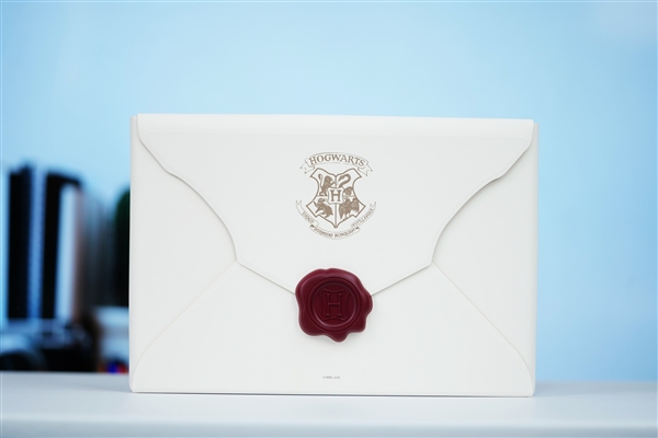 神秘感十足！Redmi Turbo 3哈利波特聯(lián)名款禮盒圖賞