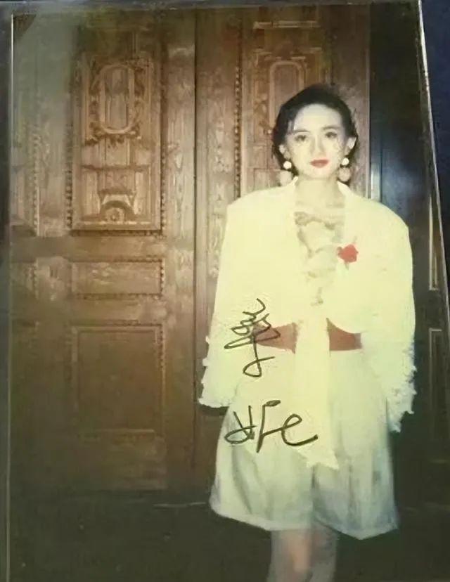 美尼姑 曾紅遍南北，搭檔梁朝偉，賈靜雯給她做配，卻突然出家（美尼姑曾紅遍南北）(5)