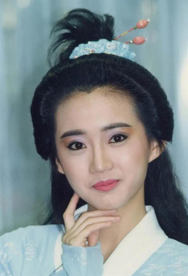 美尼姑 曾紅遍南北，搭檔梁朝偉，賈靜雯給她做配，卻突然出家（美尼姑曾紅遍南北）(23)