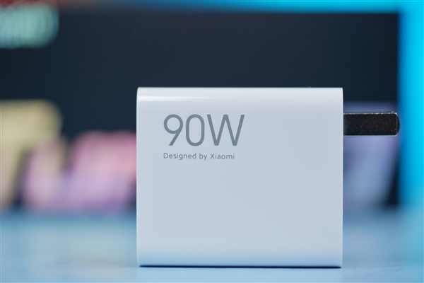 中端機(jī)首次用上驍龍8s Gen 3！Redmi Turbo 3圖賞