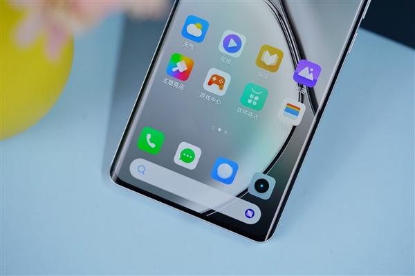 6000尼特?zé)o雙屏！realme真我GT Neo6 SE圖賞