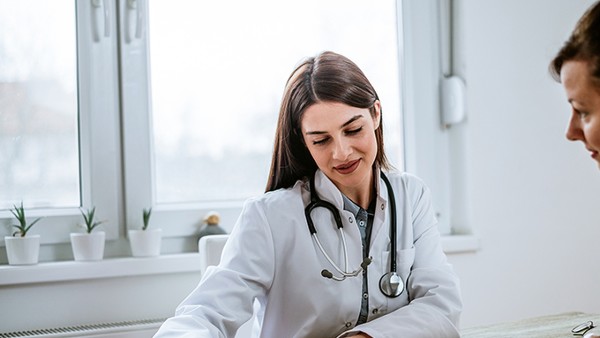 有痛風(fēng)史，膝蓋疼痛怎么辦