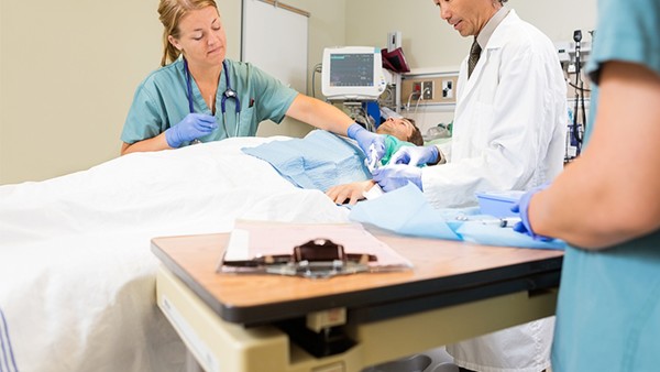 一歲寶寶內(nèi)斜視手術(shù)多少錢