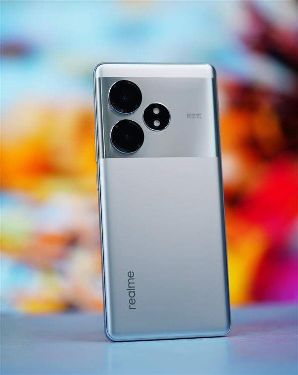 6000尼特?zé)o雙屏！realme真我GT Neo6 SE圖賞
