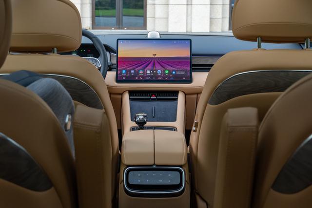 余承東說 鴻蒙成了 后的一年，華為做了什么（余承東說鴻蒙成了）(6)