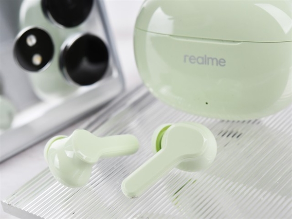 新一代旗艦射門員！真我GT Neo6 SE上手