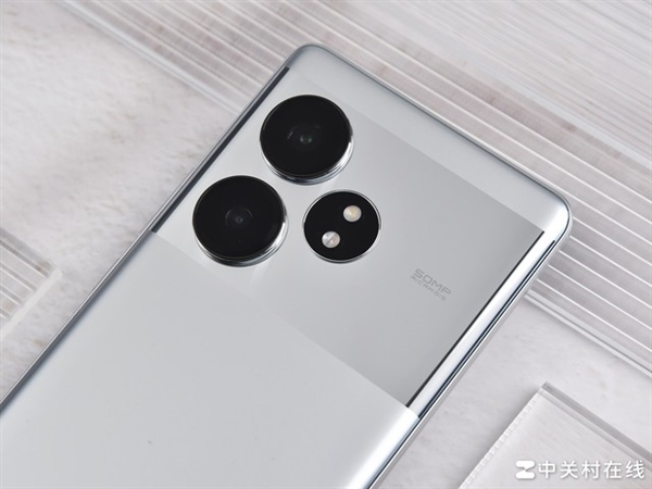 新一代旗艦射門員！真我GT Neo6 SE上手