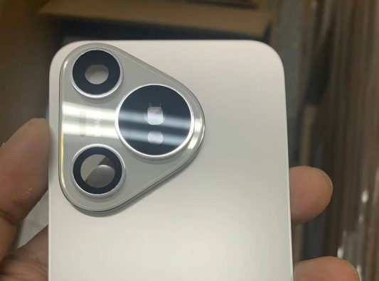 全國多地網(wǎng)友搶先預訂華為Pura 70！華為Mate之父李小龍：就要來了