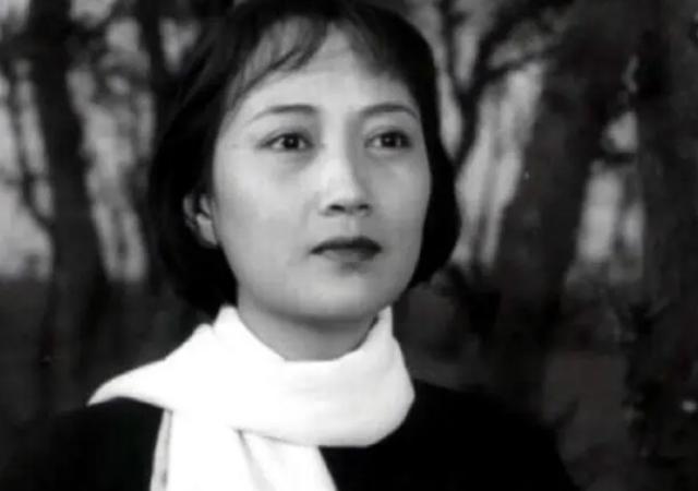 王曉棠 上世紀(jì)家喻戶曉的女將軍，60后們的女神，如今卻少有人知（上世紀(jì)家喻戶曉的女將軍）(6)