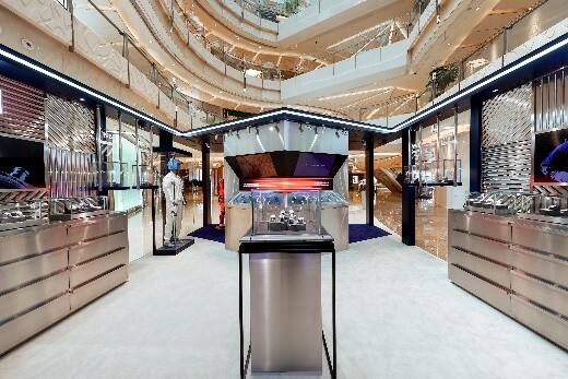 TAG HEUER 泰格豪雅開啟“追夢前行，競逐不止”先鋒限時展詮釋精準計時魅力與澎湃賽車激情的共鳴