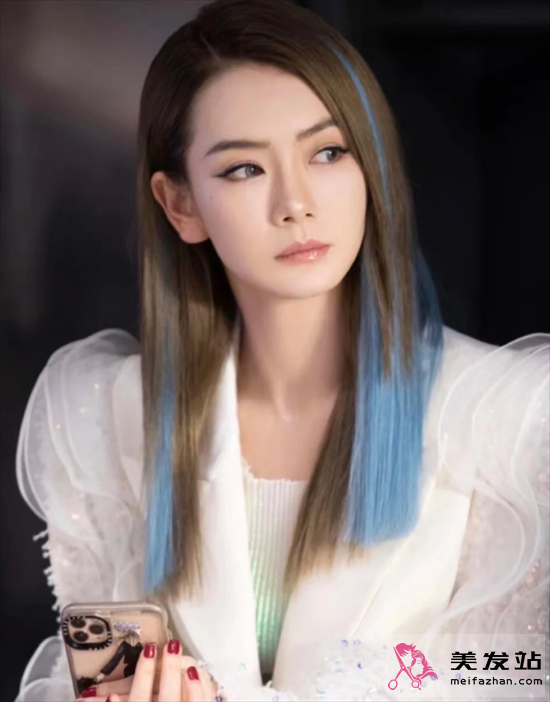 女明星藍(lán)色挑染 每一款都超酷