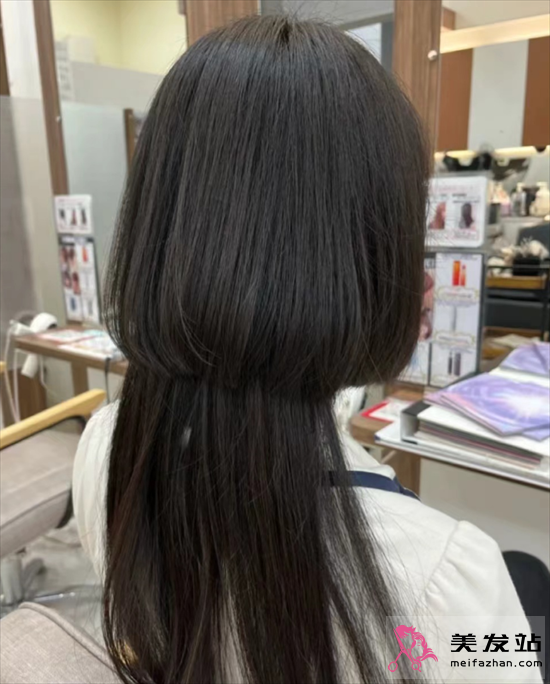 長(zhǎng)發(fā)流行發(fā)型設(shè)計(jì) 水母頭高級(jí)又減齡