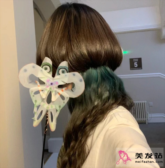 長(zhǎng)發(fā)流行發(fā)型設(shè)計(jì) 水母頭高級(jí)又減齡