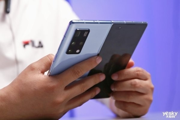 從一枝獨秀到百花齊放 聊聊那些讓我印象深刻的折疊屏