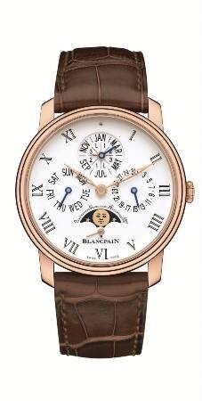 歷法大師寶珀經(jīng)典V系列腕表展于深圳萬象城盛大開幕