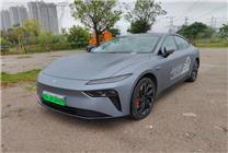 零百加速3.9秒 比小米SU7便宜7萬 值得買嗎