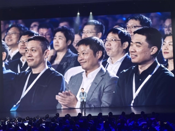 雷軍稱著急購車可選小鵬P7i等！小鵬汽車感謝推薦