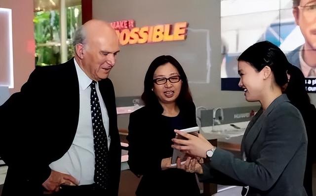 華為最早的創(chuàng)業(yè)者，任正非的左膀右臂，被人成為 華為女皇（華為最早的創(chuàng)業(yè)者）(10)