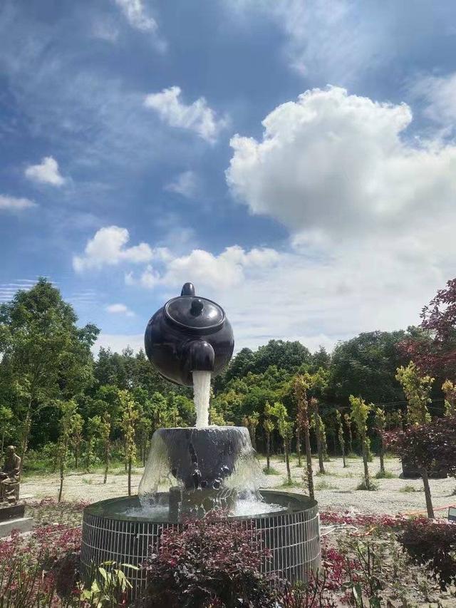 林盤(pán)里面火鍋滾燙 羊馬群眾日子興旺（林盤(pán)里面火鍋滾燙）(5)