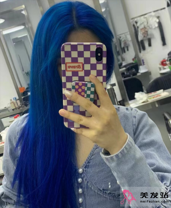 夏天流行發(fā)色推薦 清新克萊因藍