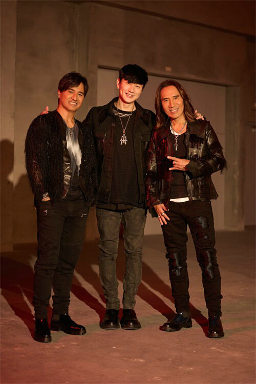 “搖滾天團(tuán)”動力火車“都是因?yàn)閻?世界巡回演唱會”高雄安可場 兩場秒殺 完美收官