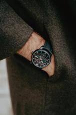 先鋒美學(xué)，極速燃啟——GP芝柏表與阿斯頓·馬丁聯(lián)名限量時計盤點