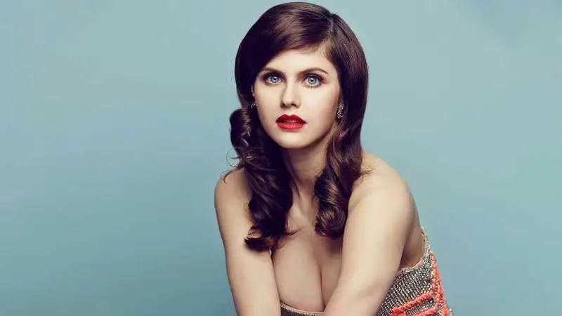 好萊塢十大最美女明星(2024最性感的10位女星) 210