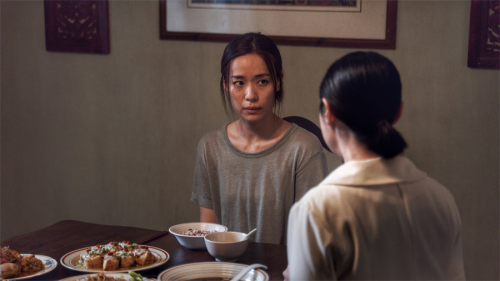 新加坡驚悚電影 《陪月疑云》細(xì)思極恐 林慧玲陷心魔困境