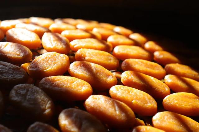 味道研究所 | 橘黃變棕紅 這口Q糯甜香深深烙印在你心間（味道研究所橘黃變棕紅）(4)