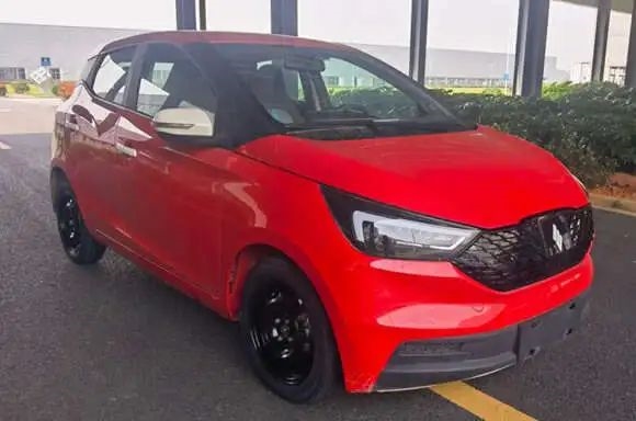 燃油車大優(yōu)勢無了！科學家研發(fā)全新鈉電池：滿電僅需幾秒鐘