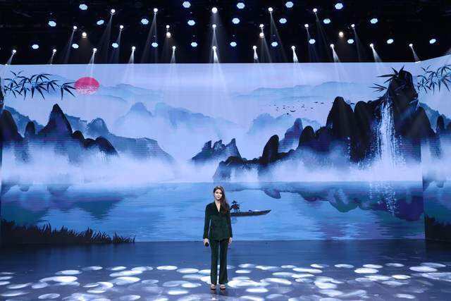 成凱欣攜手北京廣播電視臺《夢想總動員》，用歌曲《時光》講述追夢歷程