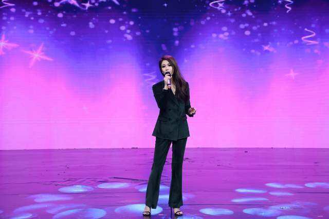 成凱欣攜手北京廣播電視臺《夢想總動員》，用歌曲《時光》講述追夢歷程