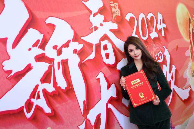 成凱欣攜手北京廣播電視臺《夢想總動員》，用歌曲《時光》講述追夢歷程