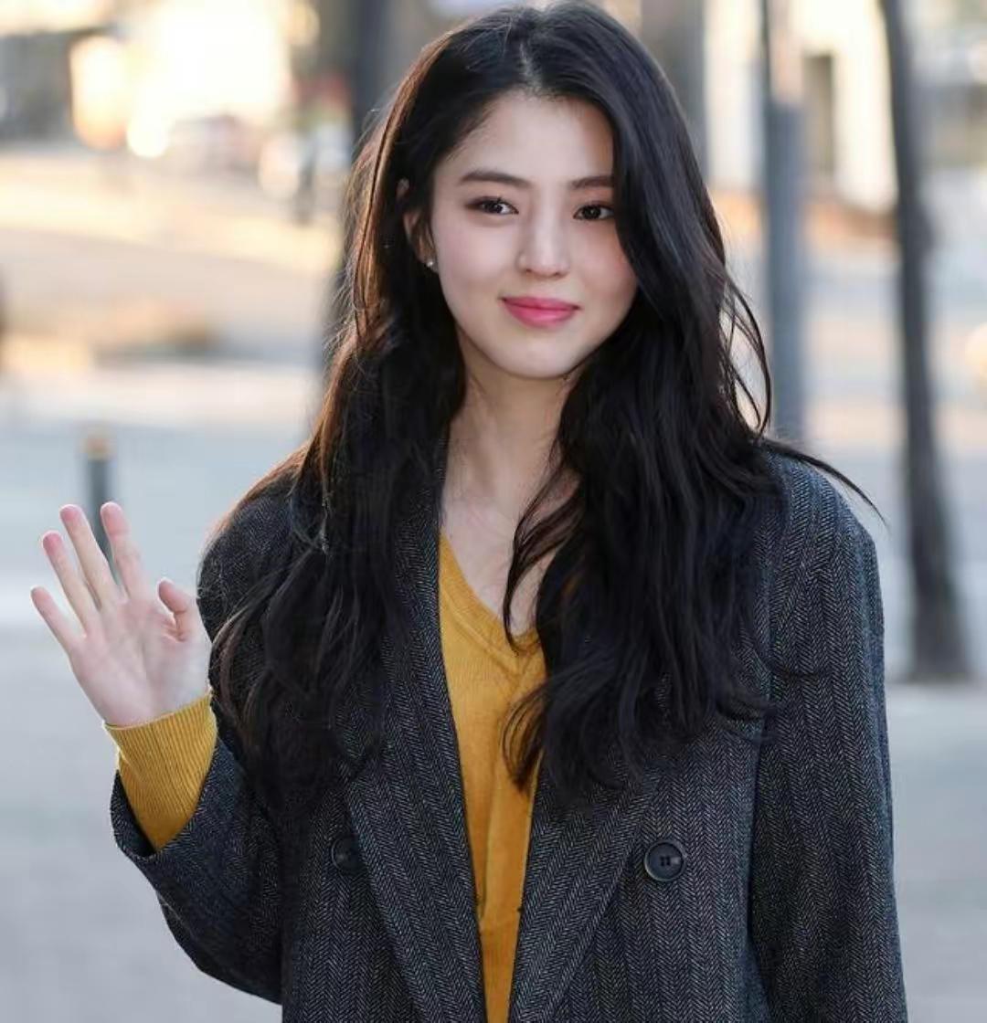 韓素希經(jīng)紀(jì)公司回應(yīng)與柳俊烈分手：雙方約定不會(huì)再被私事消耗感情 10