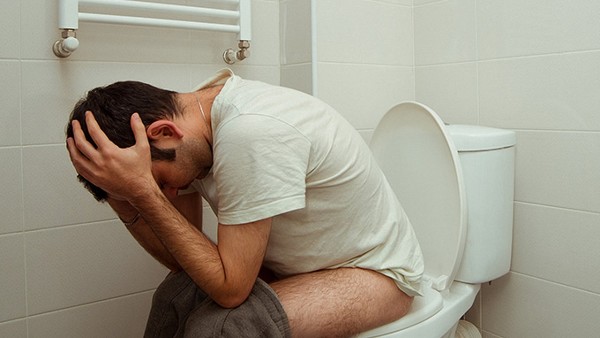 大便成型但便血是腸癌嗎