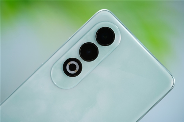 顏如玉！OPPO K12青云圖賞