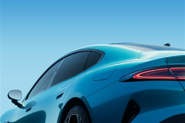 雷軍首次透露小米SU7毛利率：小米汽車智駕團(tuán)隊(duì)一年預(yù)算15億 有超1千名工程師